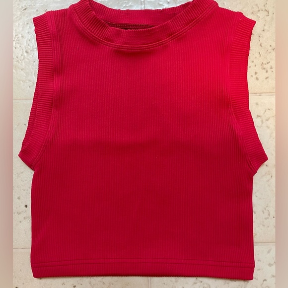 Free People Happiness Runs Muscle Tank Top in Tea Berry Size XL NEW - Picture 7 of 10